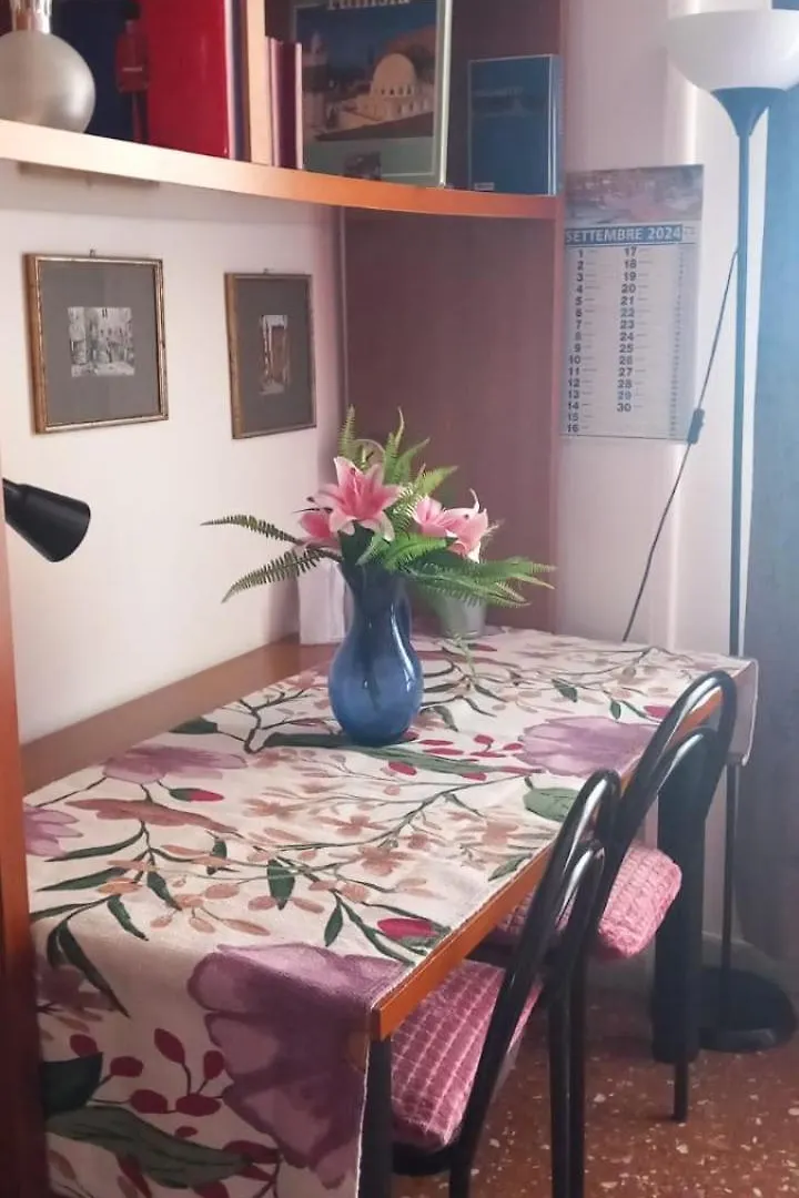 Cosmopolitan B&B Rome Bed & Breakfast