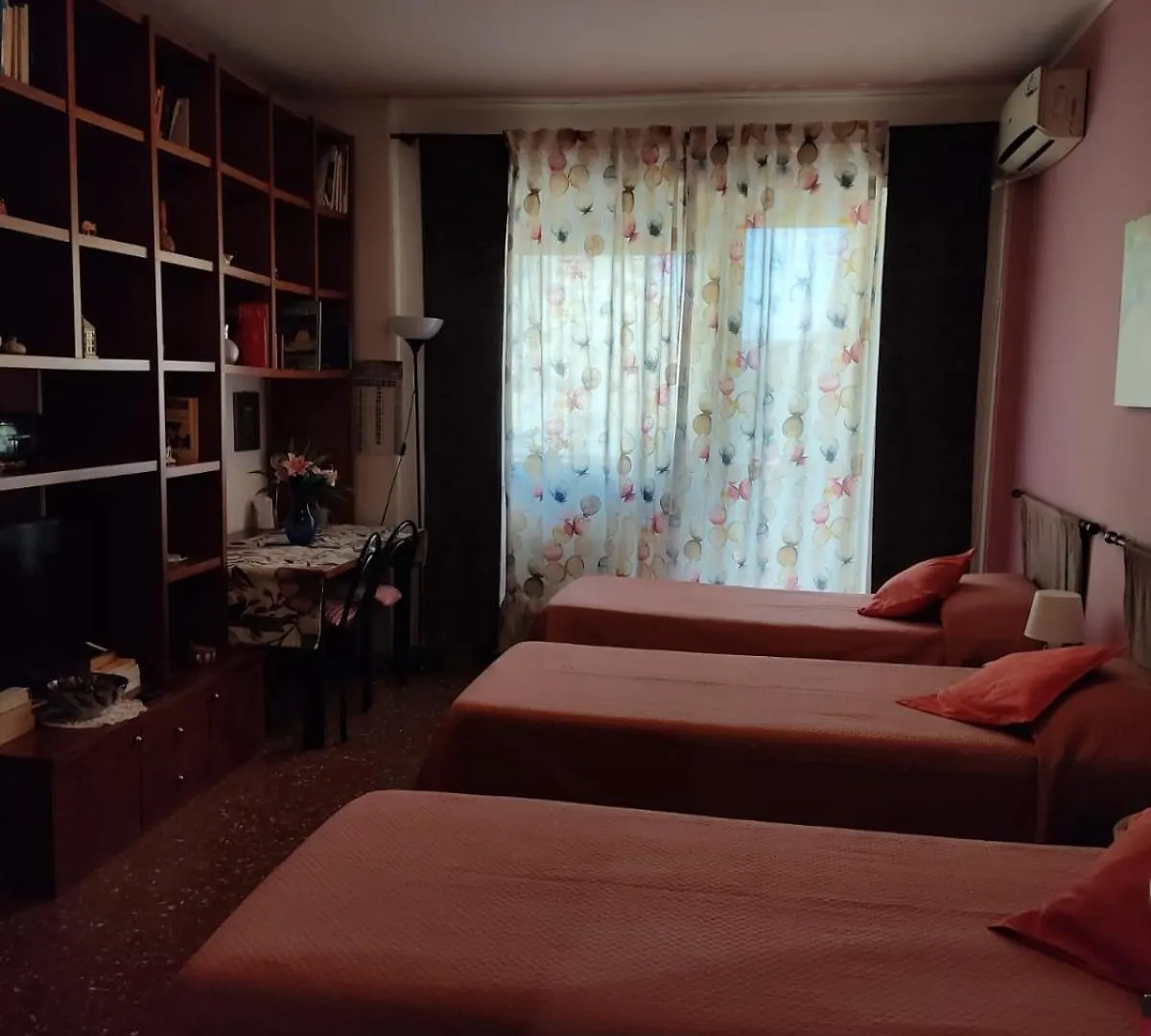 Bed & Breakfast Cosmopolitan B&B Rome